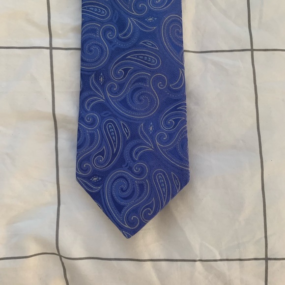 Blue Michael Kors Tie - Picture 2 of 3